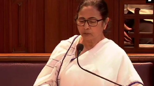 করোনা পরিস্থিতিতে কেন্দ্রের পালটা বিনামূল্যে রেশন দেওয়ার ঘোষণা