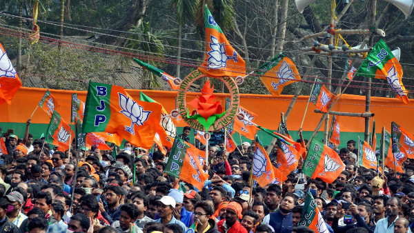 পরিবর্তন যাত্রা ঘিরে চরম উত্তেজনা