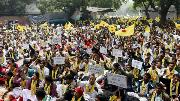 মহোৎসব আয়োজনের প্রতিবাদ