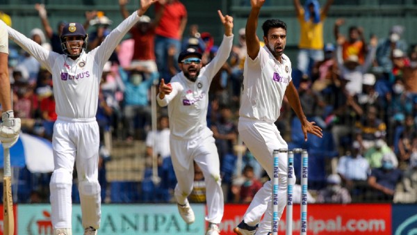 কোথায় দাঁড়িয়ে ভারত