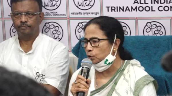 বেজে গিয়েছে নির্বাচনী দামামা, একনজরে বাঁকুড়া-পুরুলিয়ায় তৃণমূলের চূড়ান্ত প্রার্থী তালিকা বেজে গিয়েছে নির্বাচনী দামামা, একনজরে বাঁকুড়া-পুরুলিয়ায় তৃণমূলের চূড়ান্ত প্রার্থী তালিকা