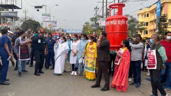 গ্যাসের দাম কমতে পারে!