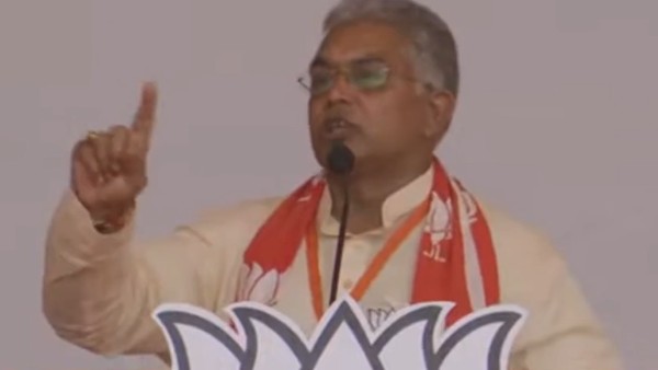 পুরনো অভ্যাস, কটাক্ষ দিলীপের
