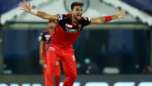 বেগুনি টুপির লড়াই