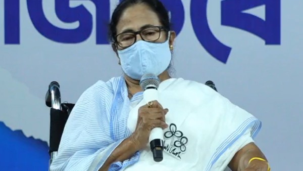 নন্দীগ্রামে এগিয়ে কে?