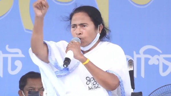 শীতলকুচি নিয়ে বিজেপিকে নিশানা মমতার