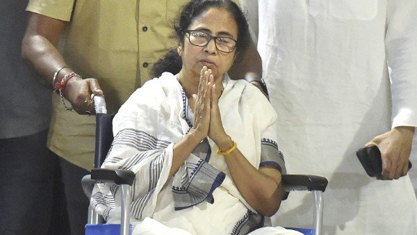 শীতলকুচি নিয়ে সরব মমতা