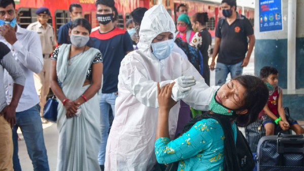 ঘরে ফেরা পরিযায়ী শ্রমিকদের