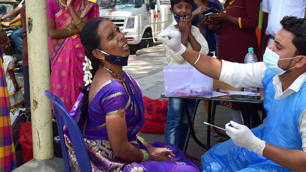 অনেক পর্যটকরা আসেন এলাকাতে