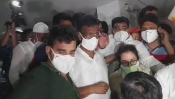 রাতে প্রেসিডেন্সিতে ৪ নেতা