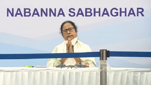 শান্ত আছে বাংলা, মন্তব্য মমতার