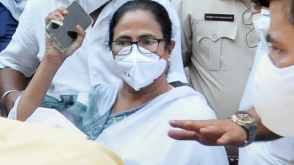 মুখ্যমন্ত্রীর ধর্না নিয়েও উষ্মা প্রকাশ