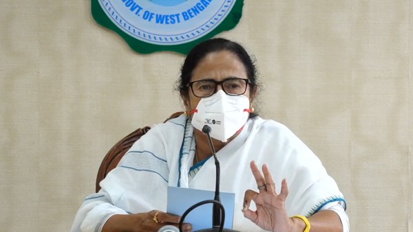 কমিশনের বিরুদ্ধে তোপ