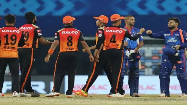 ভারত ছাড়লেন আইপিএল খেলতে আসা নিউজিল্যান্ডের ক্রিকেটাররা ভারত ছাড়লেন আইপিএল খেলতে আসা নিউজিল্যান্ডের ক্রিকেটাররা