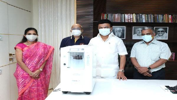 করোনা-যুদ্ধে স্ট্যালিনের পাশে সিএসকে করোনা-যুদ্ধে স্ট্যালিনের পাশে সিএসকে