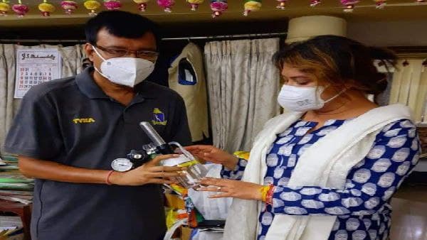 কলকাতায় অক্সিজেনের ব্যবস্থা বিশ্বরূপের কলকাতায় অক্সিজেনের ব্যবস্থা বিশ্বরূপের