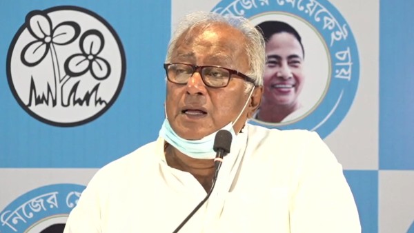 মুখ্যমন্ত্রী ব্যাকফুটে যাননি, দাবি সৌগতের
