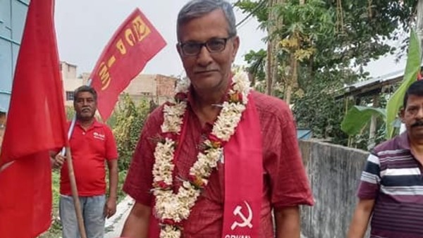 সংবাদ মাধ্যমে বিস্ফোরক তন্ময় ভট্টাচার্য