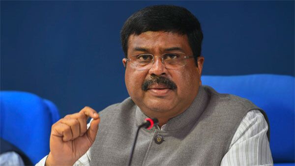 মানুষের অসুবিধার কথা মানলেন ধর্মেন্দ্র প্রধান