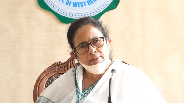 ৩০ জুন থেকে ছাত্রছাত্রীদের ক্রেডিট কার্ড