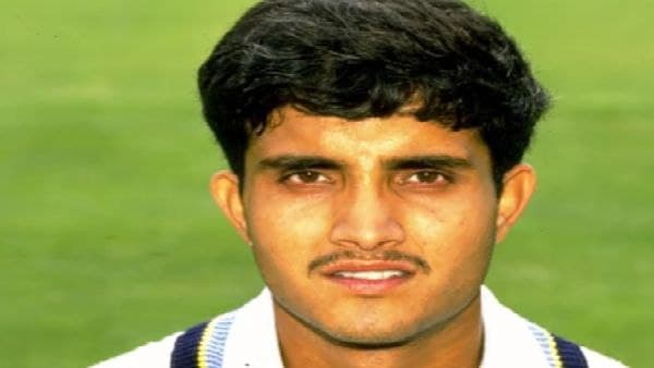 অভিষেকেই জোড়া উইকেট