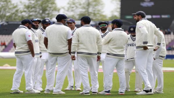 উল্লেখযোগ্য বাকিরা