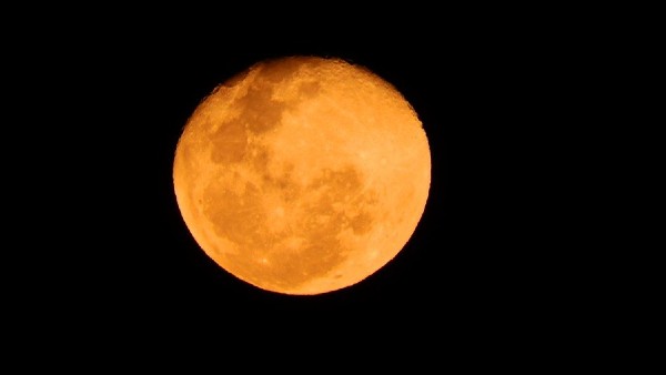 সূর্যের অয়নান্ত ও স্ট্রবেরি মুন