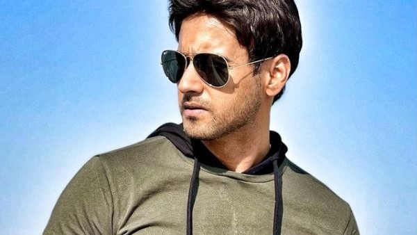 কী লিখেছিলেন যশ?