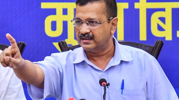 ব্রিটিশ শাসনের সঙ্গে তুলনা