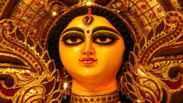 পুজো ফিভার চড়িয়ে ফেলেছে বাঙালি