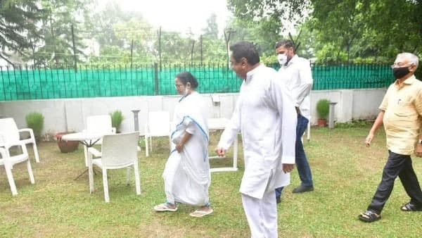 মমতার প্রশংসায় কমলনাথ