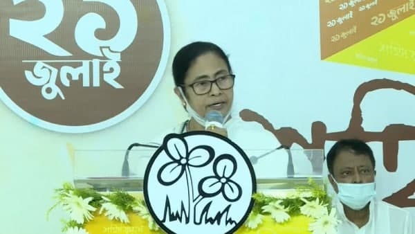 একুশের মঞ্চ থেকে ২০২৪-এর বার্তা