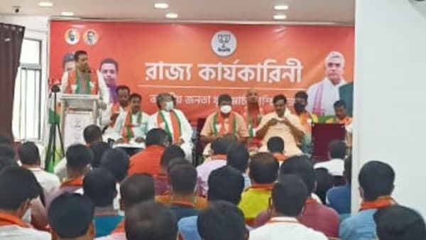 কটাক্ষ করেছিলেন স্বপন দাশগুপ্ত