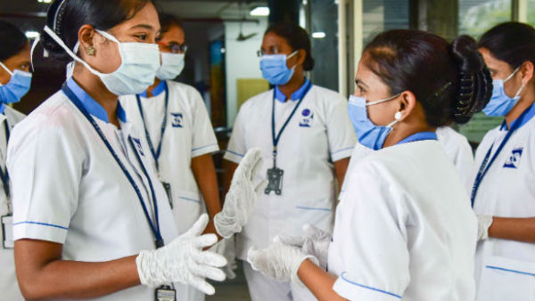 কলকাতা ও উত্তর ২৪ পরগনায় করোনা