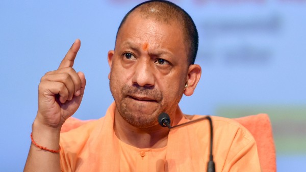 বাড়ছে বিতর্ক