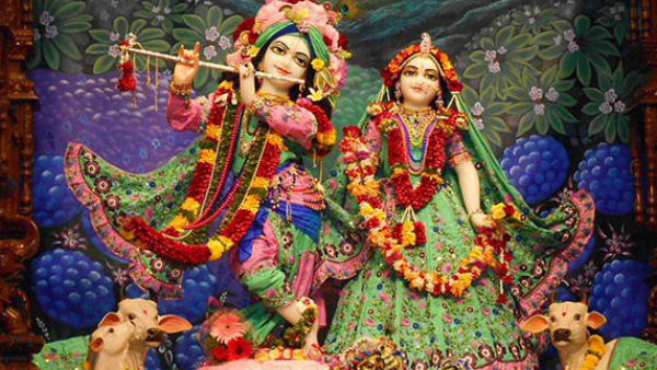 সাতজন কন্যাকে ভোজন করান