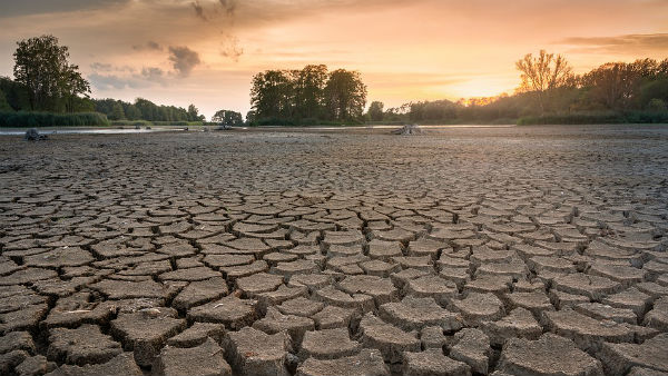 এক চতুর্থাংশ জল ভূগর্ভস্থ উৎস থেকে আসে