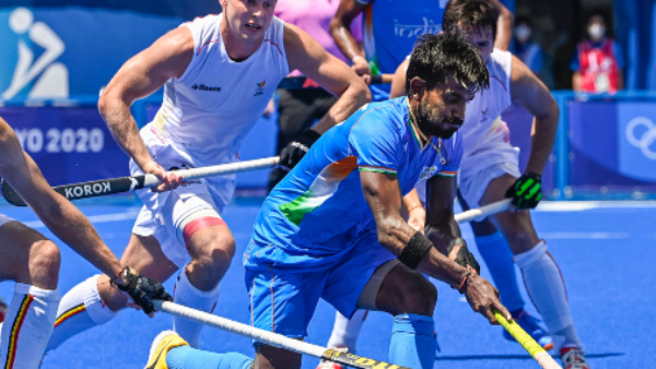 দ্বিতীয় এবং তৃতীয় কোয়ার্টারেও কড়া মোকাবিলা
