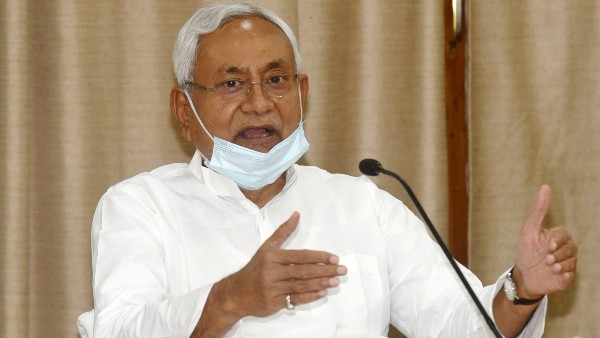 শরিকি দ্বন্দ্ব ও মন্ত্রিসভার রদবদলে বাড়ছে জলঘোলা