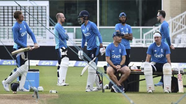 চোটের ধাক্কা ইংল্যান্ড শিবিরে