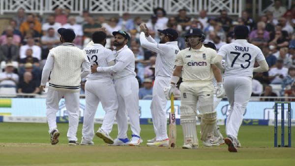 পেসারদের দাপট