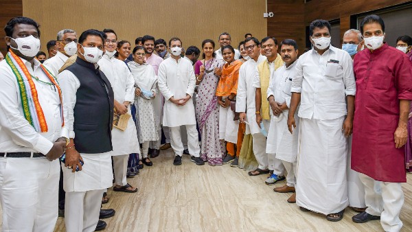 নেতৃত্বে রাহুল গান্ধীর উত্থান চোখে পড়ার মতো