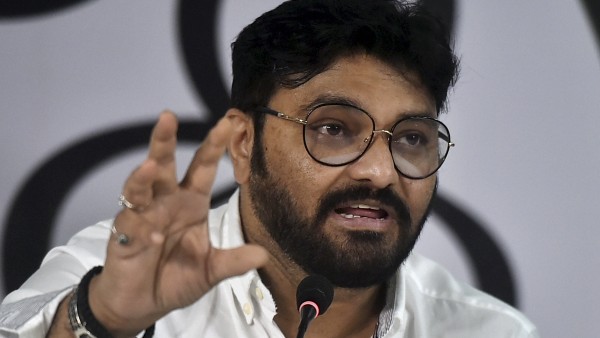 tmc mla babul supriyo oath ceremony in trouble west bengal assembly tmc mla babul supriyo oath ceremony in trouble west bengal assembly