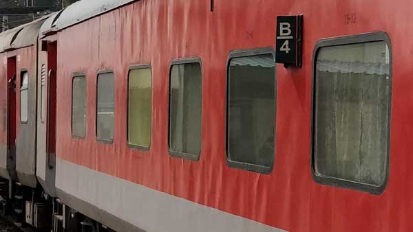 IRCTC- নিয়মে রদবদল করেছে-