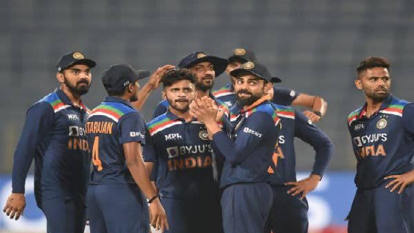 সৌরভের পছন্দে সায় নেই বিসিসিআইয়ের অনেকের সৌরভের পছন্দে সায় নেই বিসিসিআইয়ের অনেকের