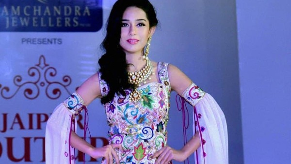 গুরু দত্তের আগের নাতনি কোন সুপারস্টার?