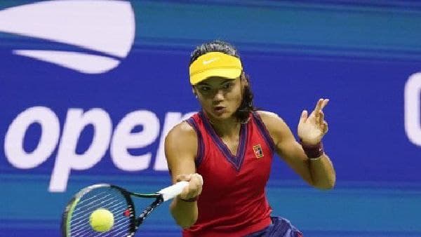 US Open : প্রথম অভিযানেই খেতাব জিতে ১৮ বছরের এমা রাদুকানুর ইতিহাস, রানির শুভেচ্ছা US Open : প্রথম অভিযানেই খেতাব জিতে ১৮ বছরের এমা রাদুকানুর ইতিহাস, রানির শুভেচ্ছা