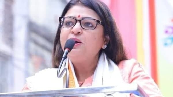 কলকাতা পুরসভাতে প্রার্থী হন প্রিয়াঙ্কা