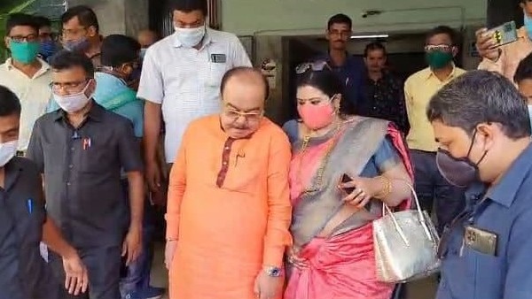রাজনৈতিক ভবিষ্যৎ অন্ধকারেই থেকে গেল শোভনের
