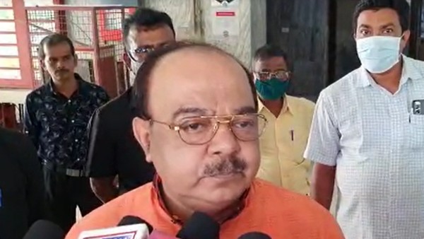 এর আগে কােদর জেরা